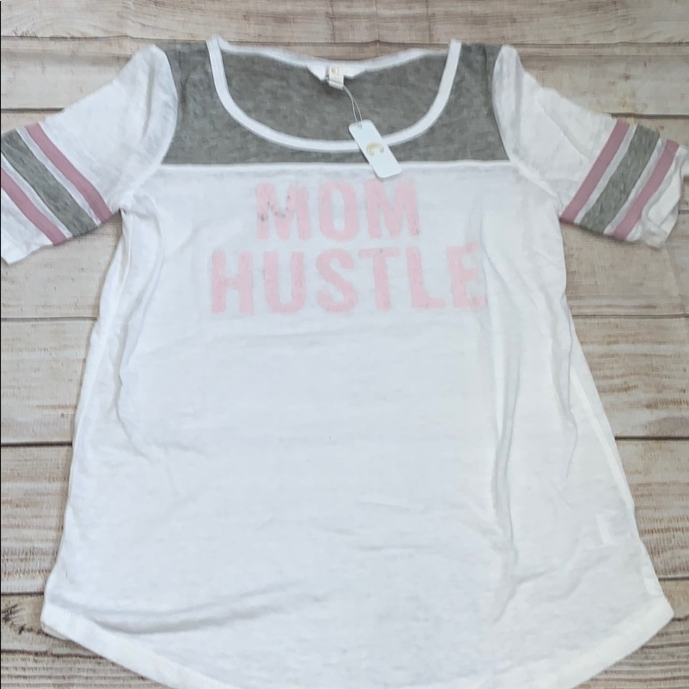 Mom Hustle Tee